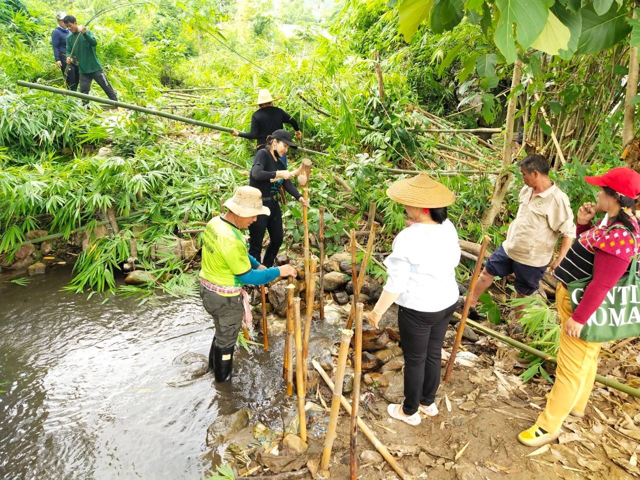 พัฒนาฝายมีชีวิตข้างศูนย์ไทใหญ่